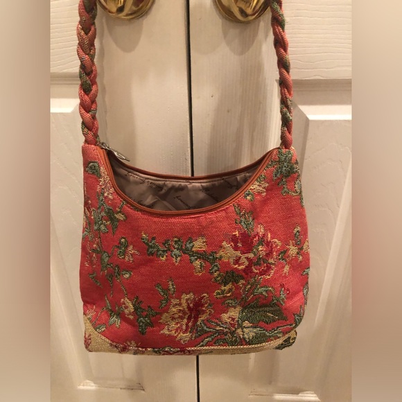 April Cornell for Isabella’s Journey Floral Tapestry Handbag 12” X 8”. - Picture 4 of 6